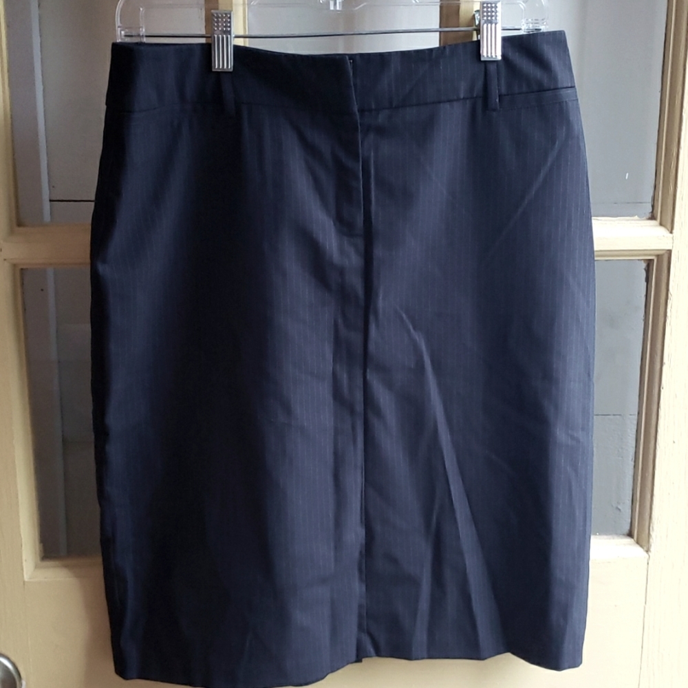 New York and Co size 8 skirt